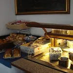 Roby Hotel 3*