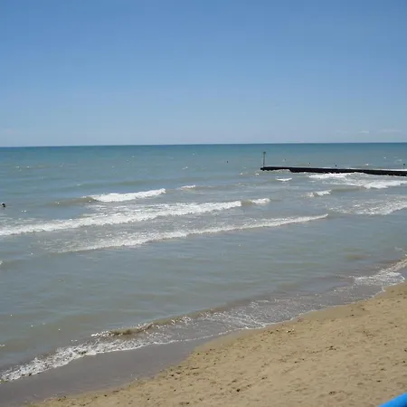 Roby מלון לידו די ג'סולו