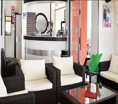 Roby Hotel 3*
